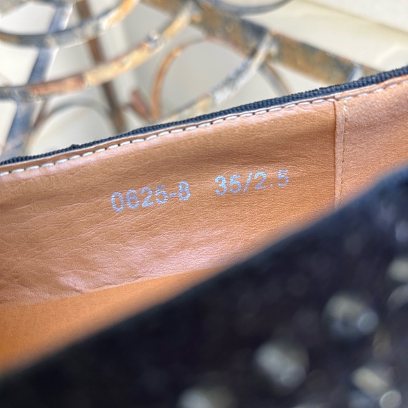 Kids Romano Black Velvet Studded Loafers- Size 35/2.5 - Picture 4 of 8